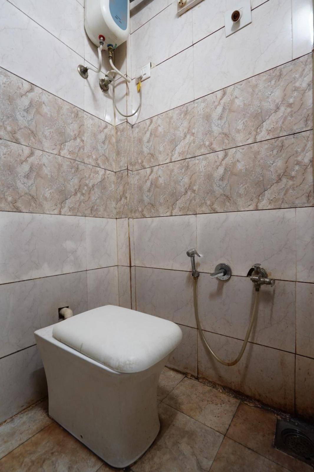 Hotel Sai Inn, Ahmedabad Airport Dış mekan fotoğraf