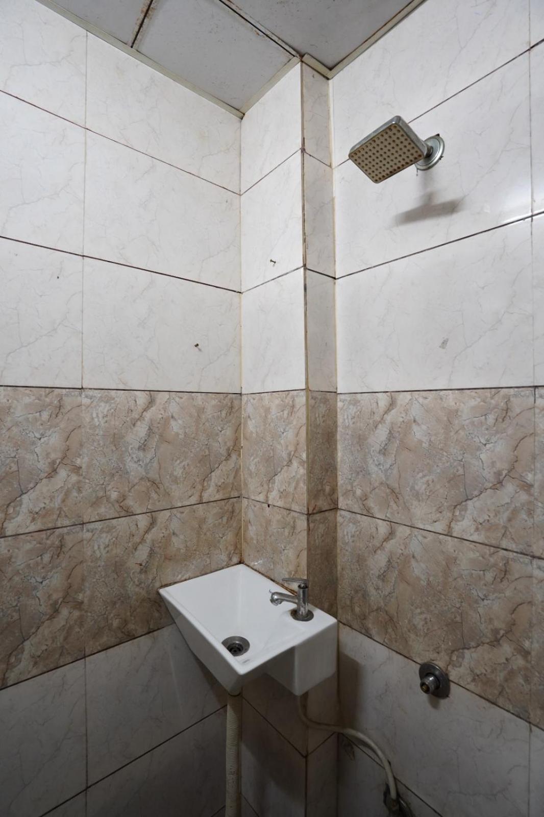 Hotel Sai Inn, Ahmedabad Airport Dış mekan fotoğraf