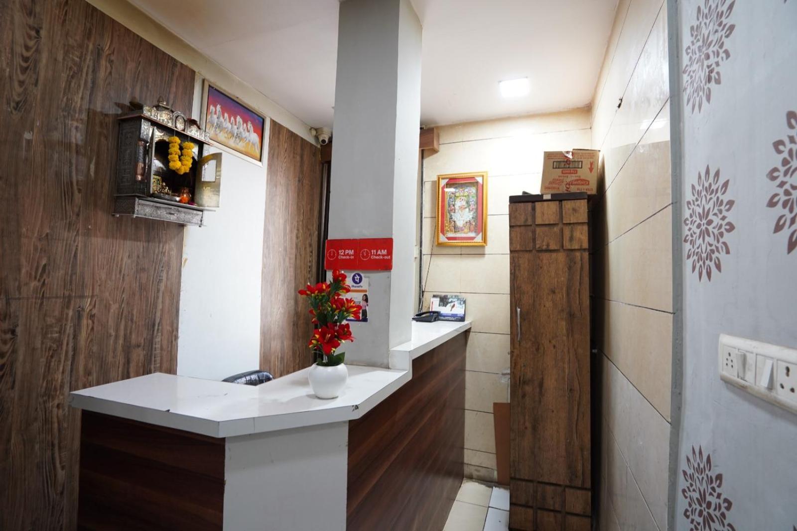 Hotel Sai Inn, Ahmedabad Airport Dış mekan fotoğraf